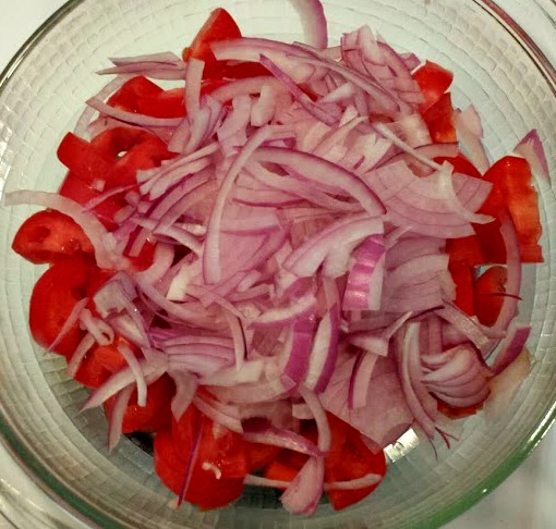 tomato and red onion